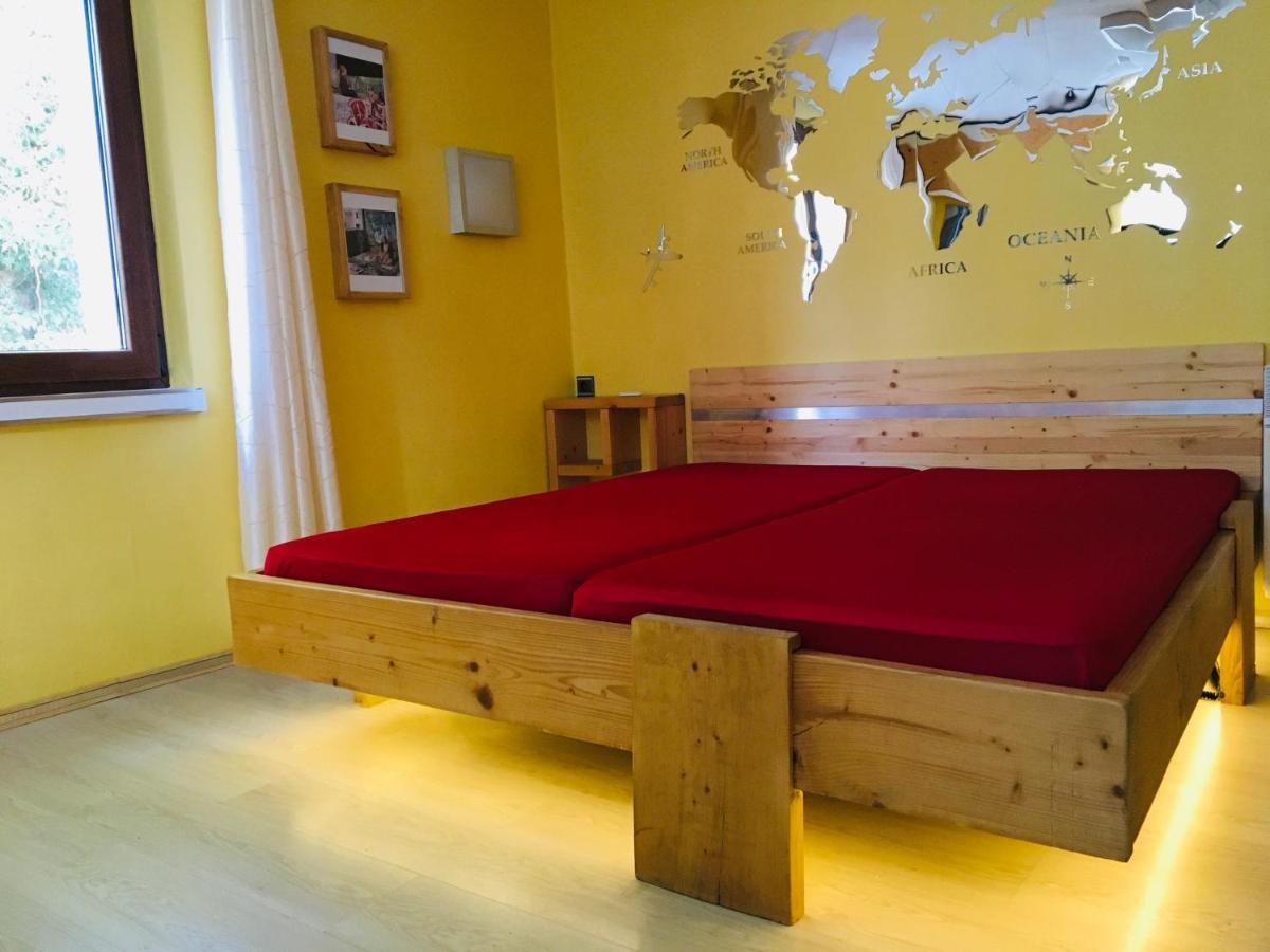 Direkt Am Main Villa Карлщат Екстериор снимка