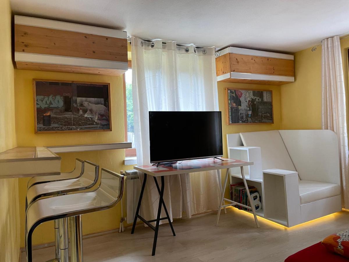 Direkt Am Main Villa Карлщат Екстериор снимка